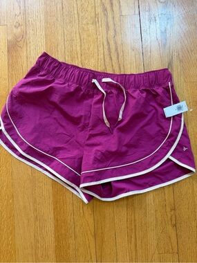 Women’s NWT Old Navy Magenta Athletic Drawstring Shorts with White Trim